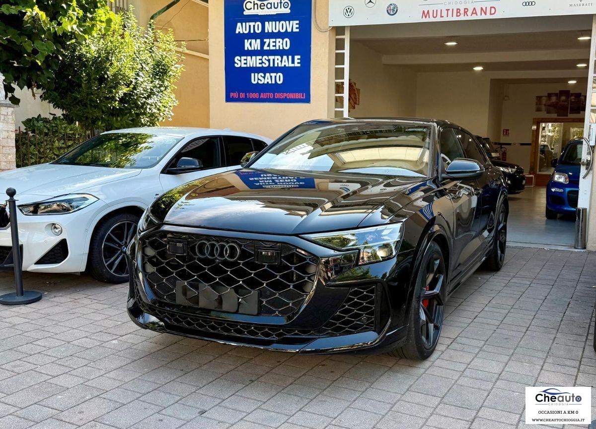 AUDI - RSQ8 - RS Q8 TFSI V8 quattro tiptr. Performance
