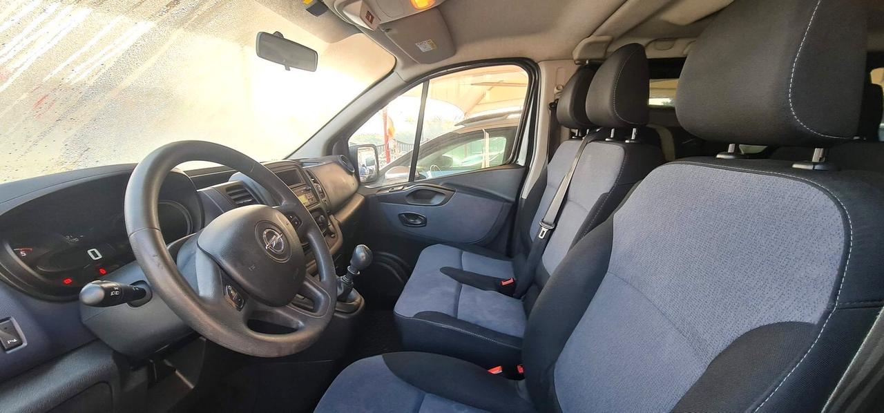 Opel Vivaro 1.6 BiTurbo 9 posti