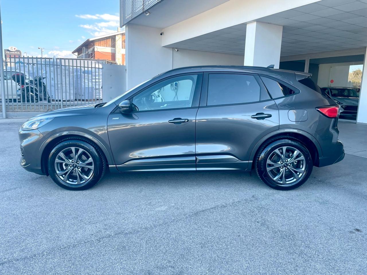 Ford Kuga 2.0 EcoBlue 120 CV A8 ST-Line