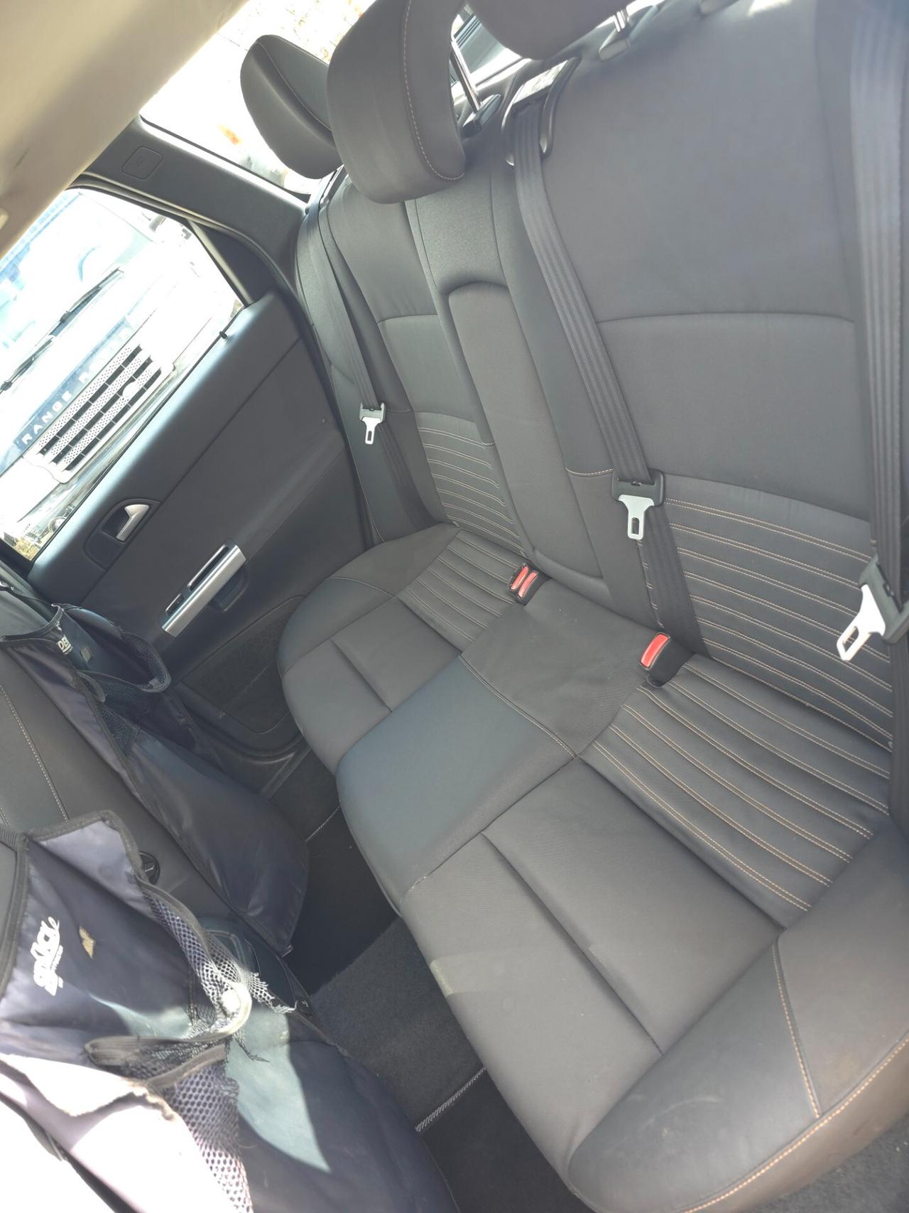 Volvo V50 D2 R-design