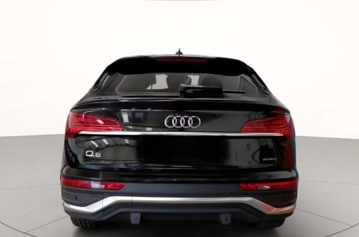 Audi Q5 40 TDI 204 CV quattro S tronic S line AUTO A NOLEGGIO