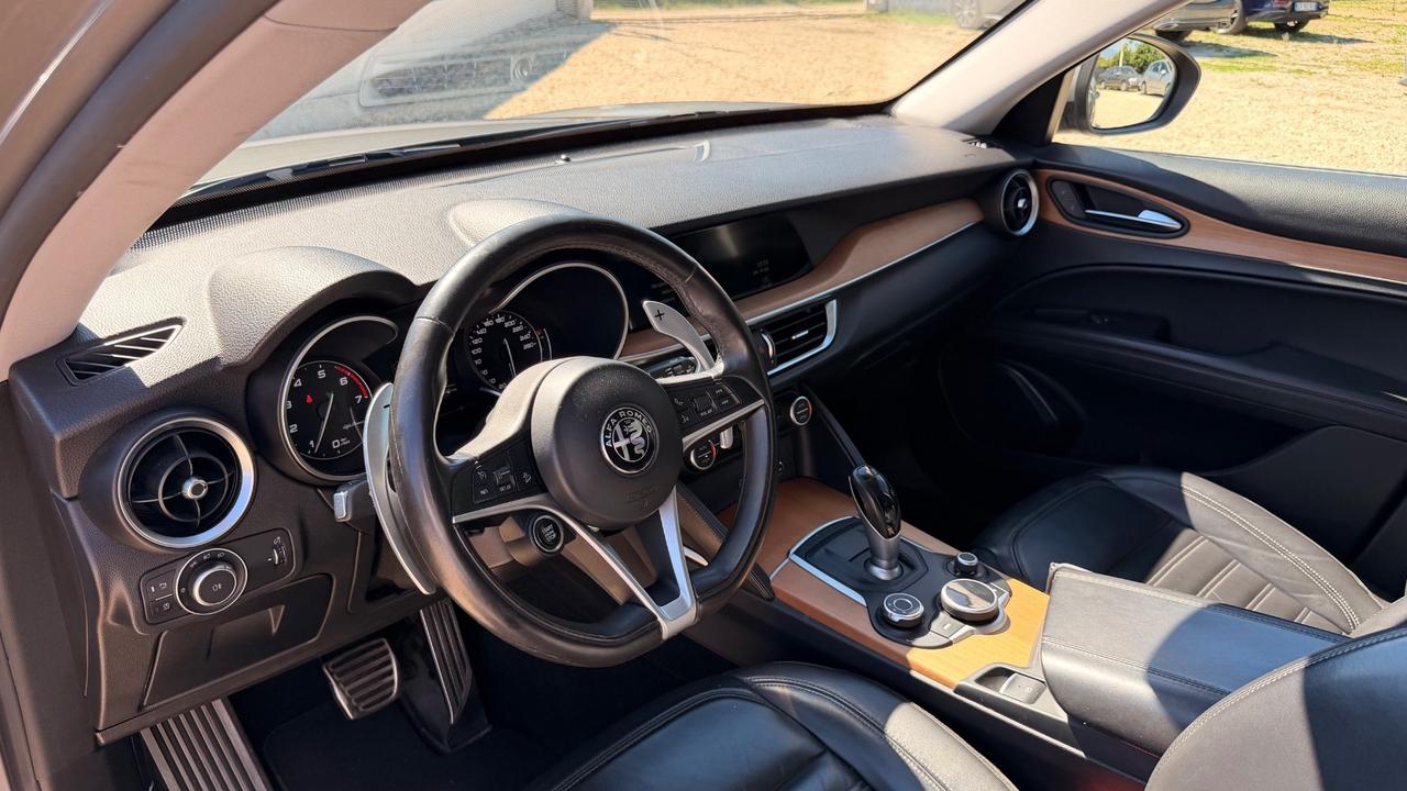 Alfa Romeo Stelvio 2.0 Turbo 280 CV AT8 Q4 First Edition