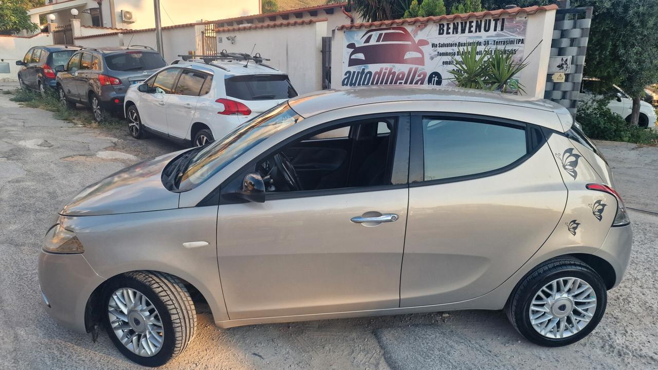 Lancia Ypsilon 1.2 69 CV 5 porte GPL Ecochic Gold
