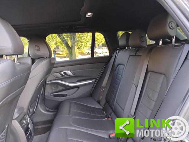 BMW 330 i Touring X DRIVE Msport