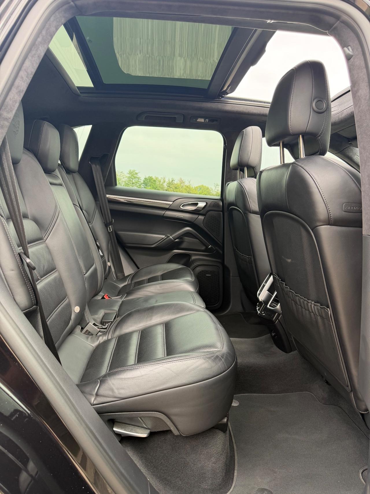 Porsche Cayenne 3.6 GTS
