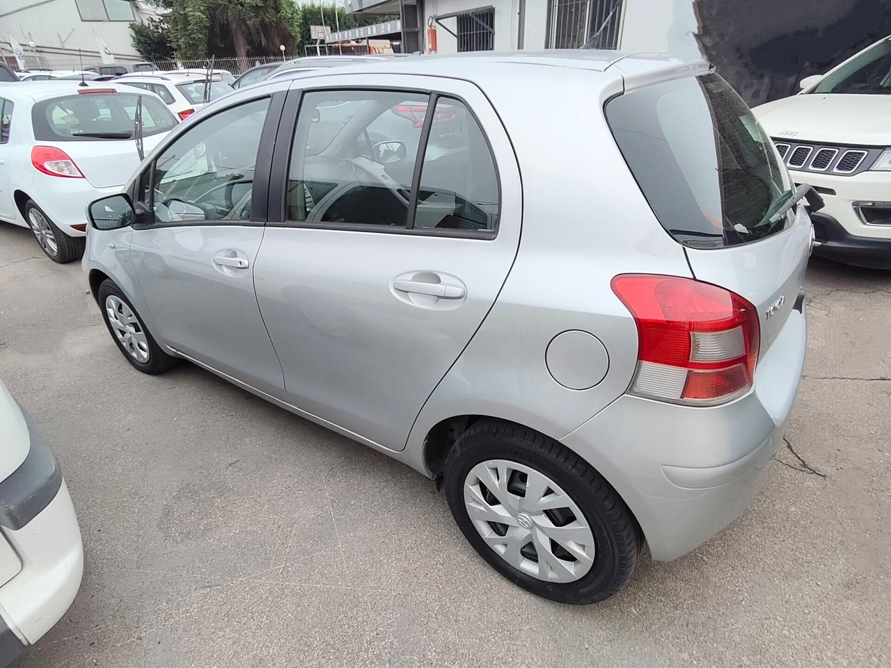 Toyota Yaris 1.4 DIESEL D-4D 90cv Sol