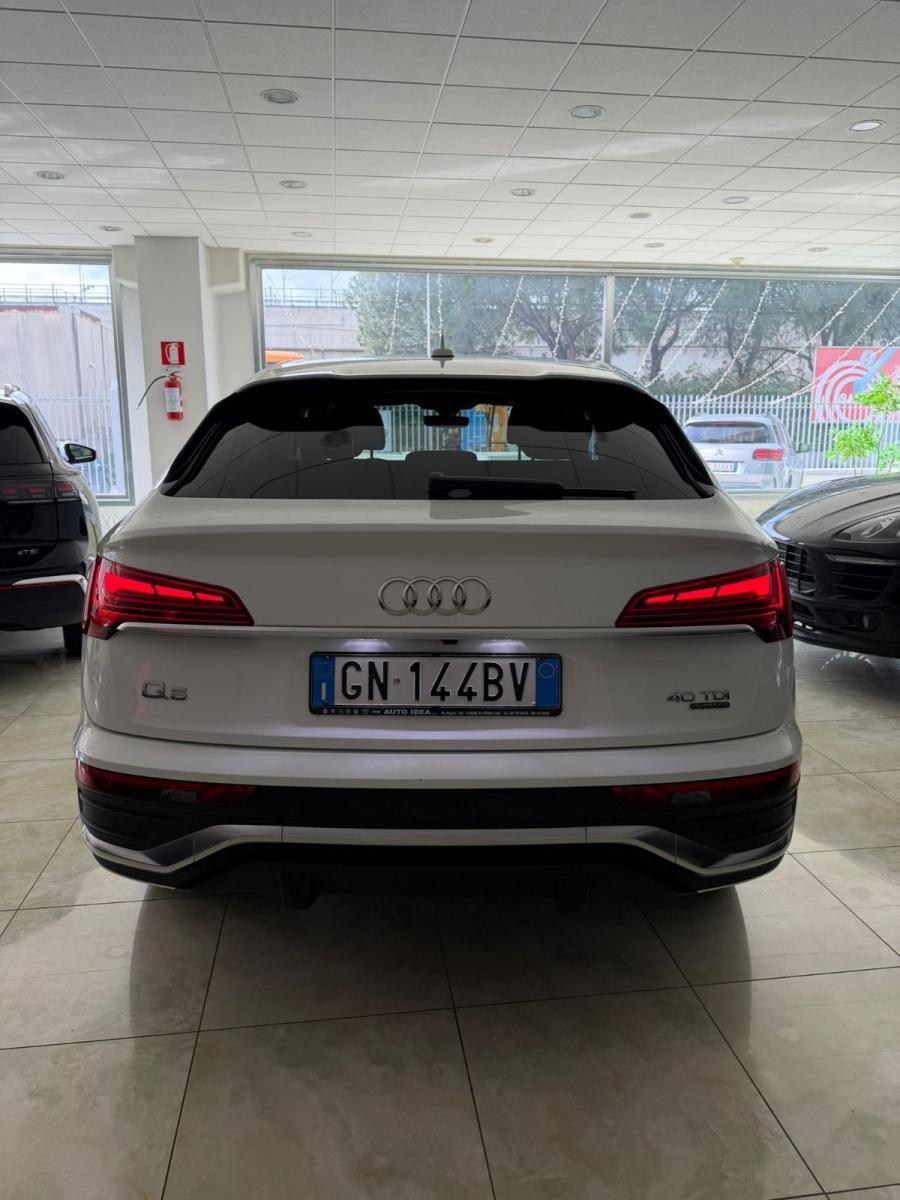 AUDI - Q5 Sportback - Q5 SPB 40 TDI quattro S tronic S line