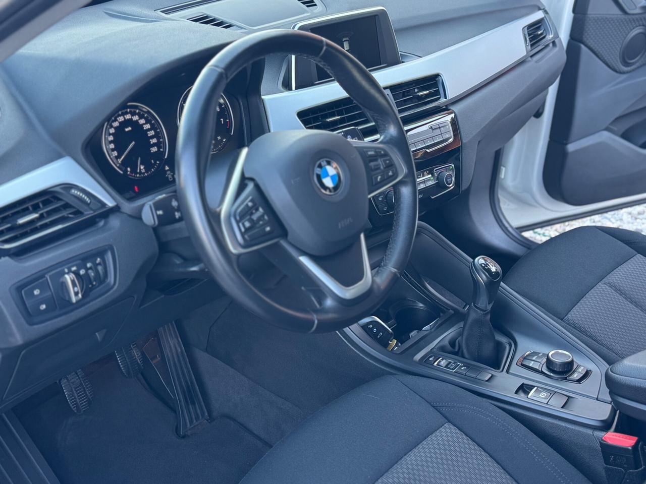 Bmw X1 sDrive18i Sport 70.000 Km Tagliandi BMW !