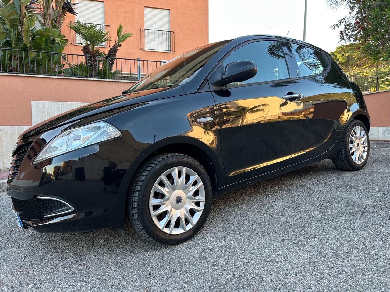 Lancia Ypsilon 1.2 benz ideale per neo patentati