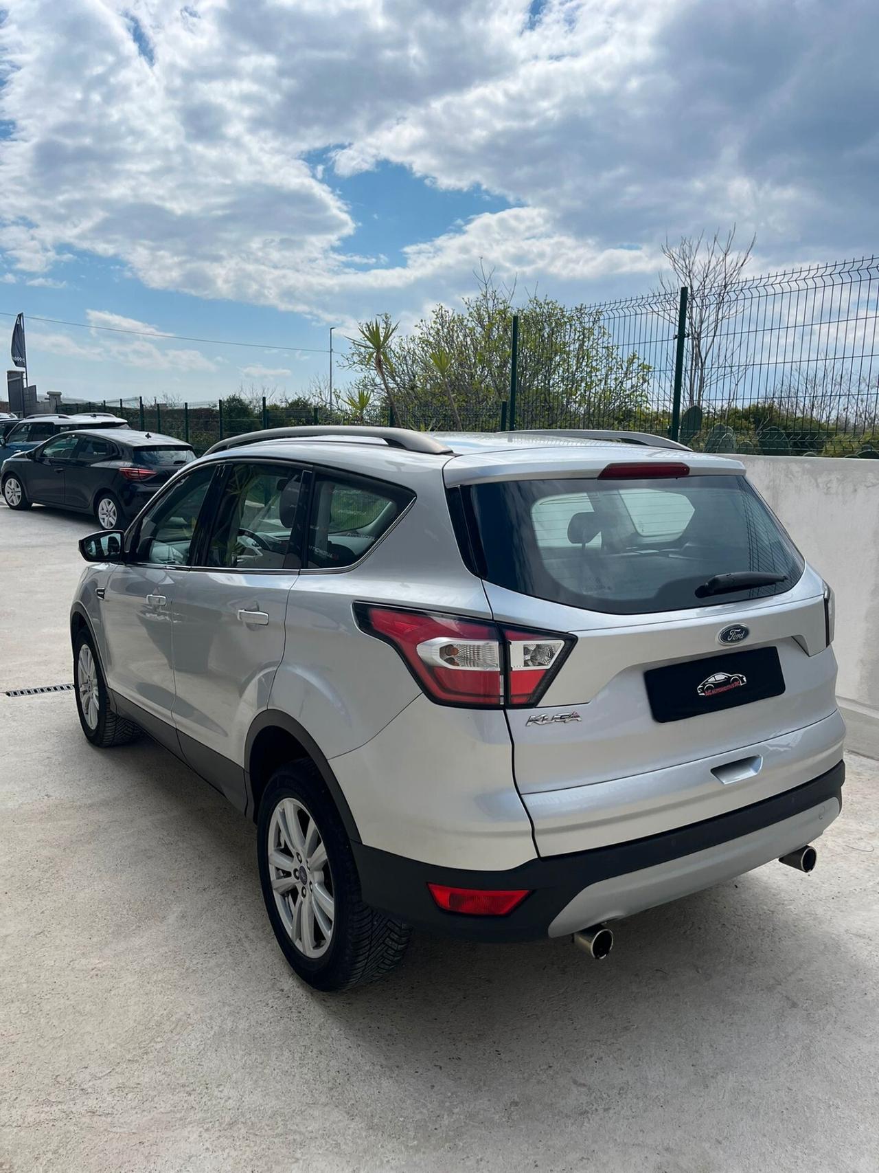Ford Kuga 1.5 TDCI 120 CV S&S 2WD Plus