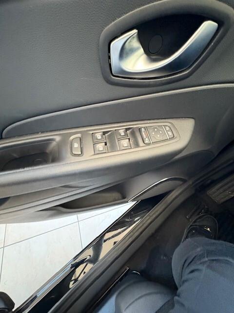 Renault Captur dCi 8V 90 CV Sport Edition2