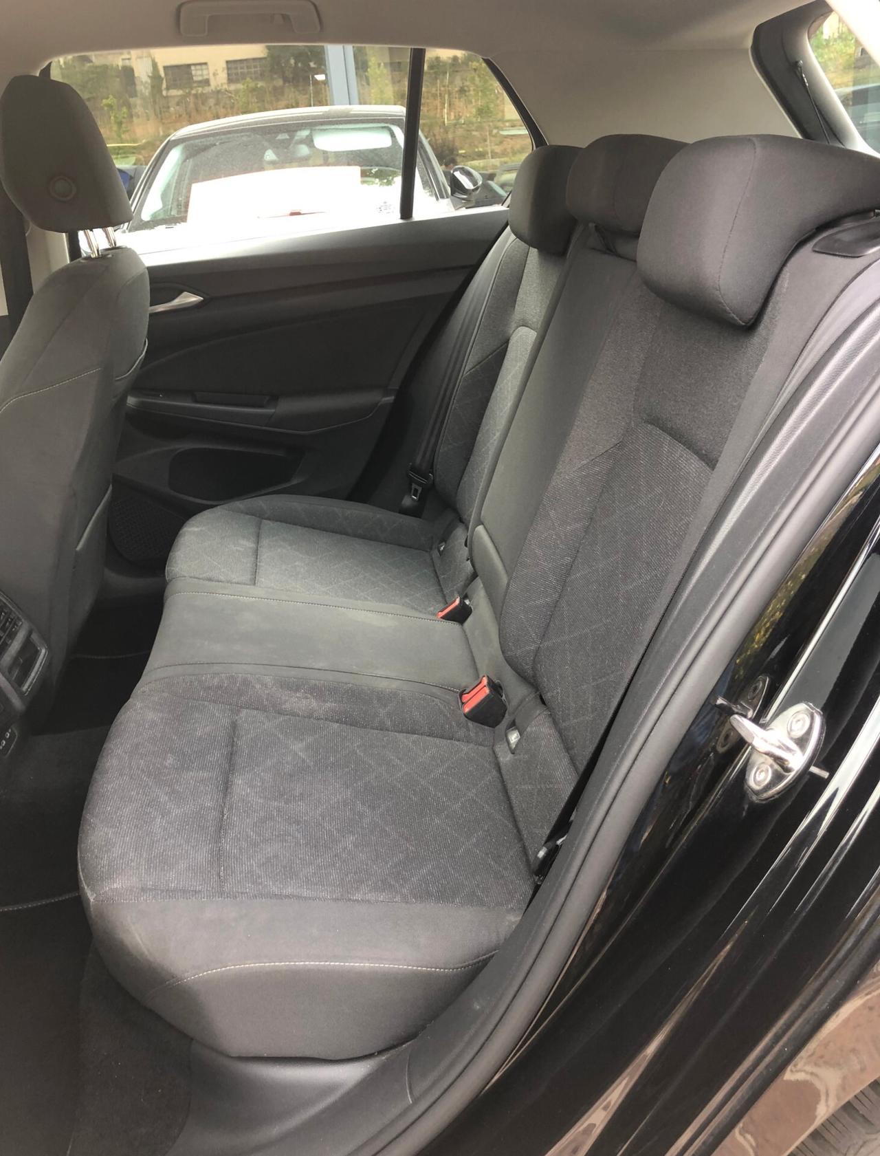 Volkswagen Golf 1.0 eTSI EVO DSG Life