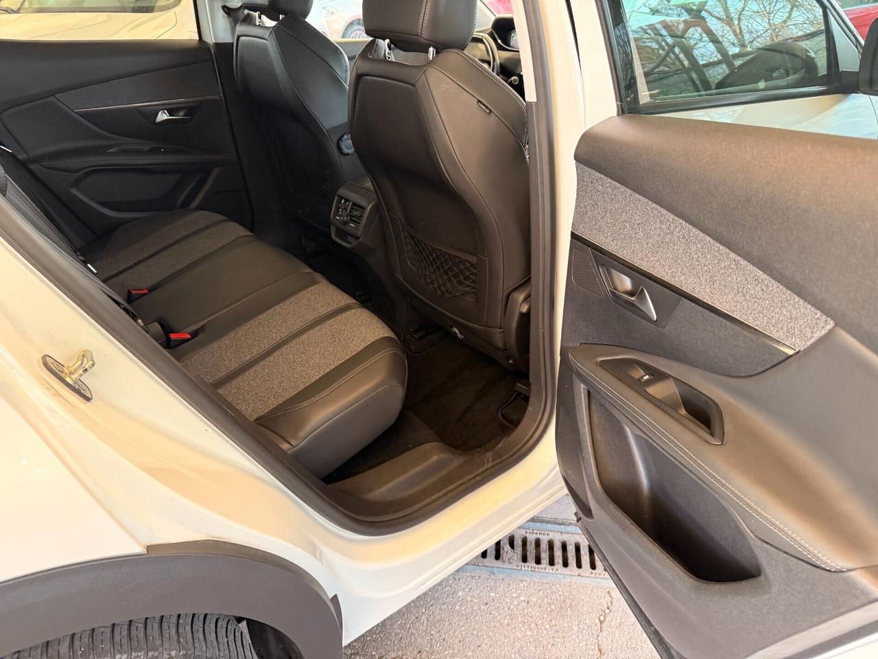 Peugeot 3008 Hdi Euro 6B COME NUOVA