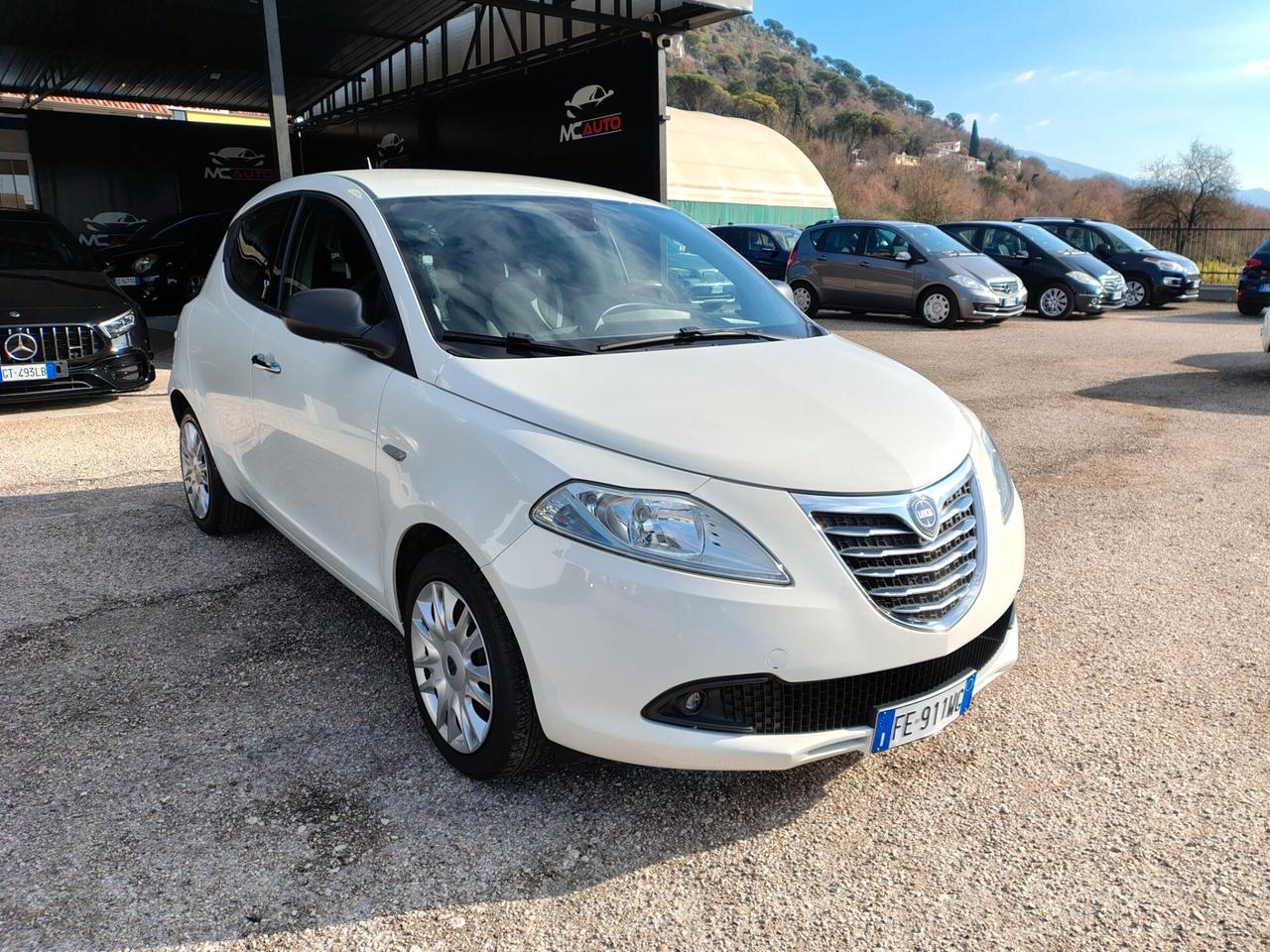 Lancia Ypsilon 1.2 69 CV 5 porte Platinum