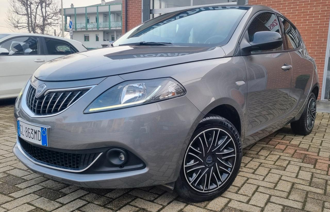 Lancia Ypsilon 1.2 69 CV 5 porte GPL Gold