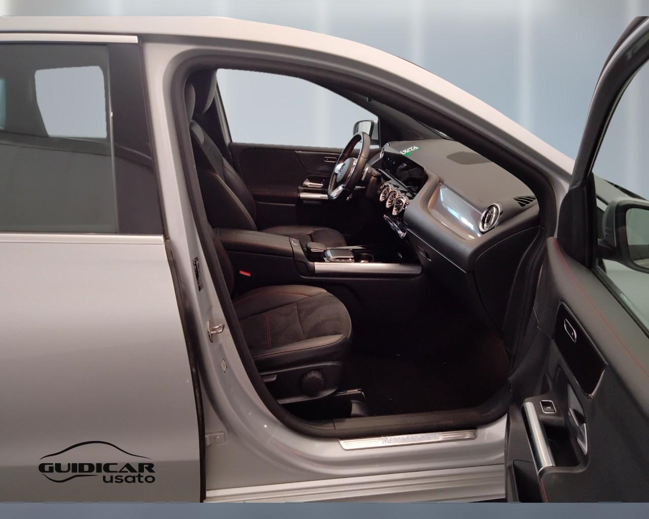 Mercedes-Benz Classe B - W247 2018 - B 180 d Premium auto