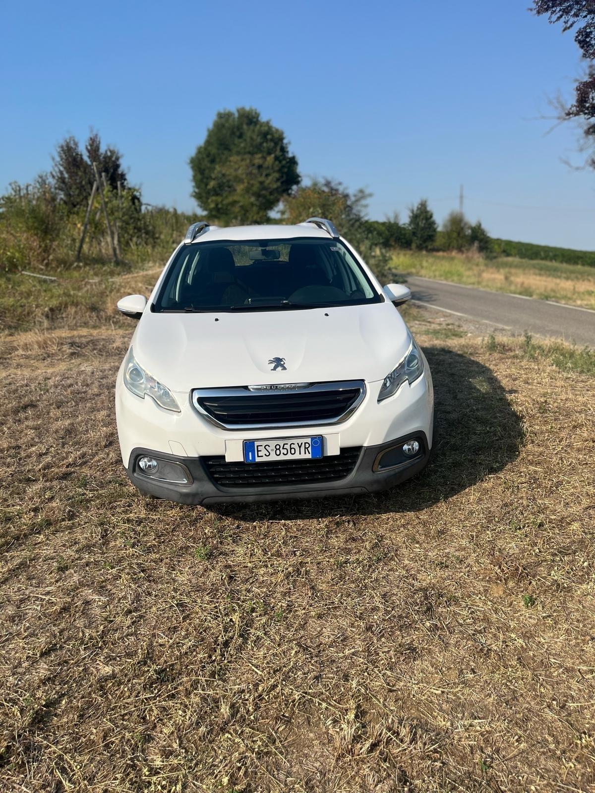 Peugeot 2008 1.2 VTi 82CV Allure