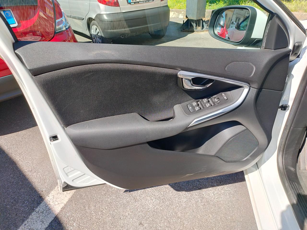 Volvo V40 D2 1.6 Business Edition