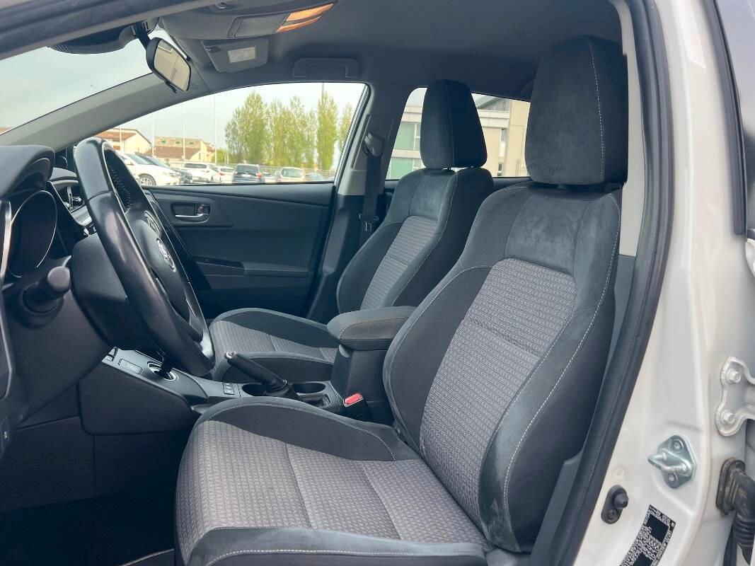 Toyota Auris Auris 1.8 hybrid Lounge cvt my18