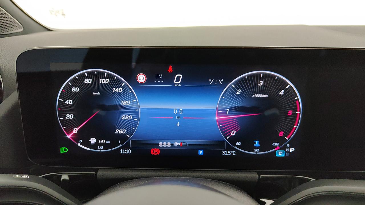 Mercedes-Benz GLA 200 d automatic