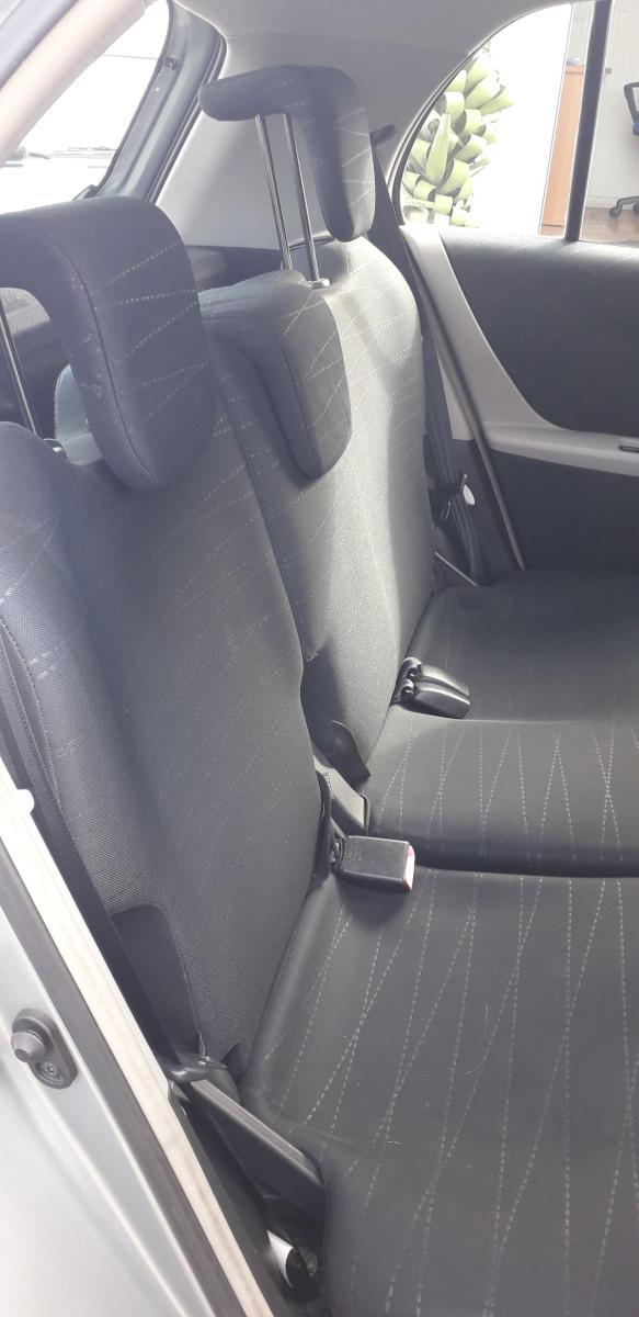 TOYOTA - Yaris - 1.0 5p. Sol