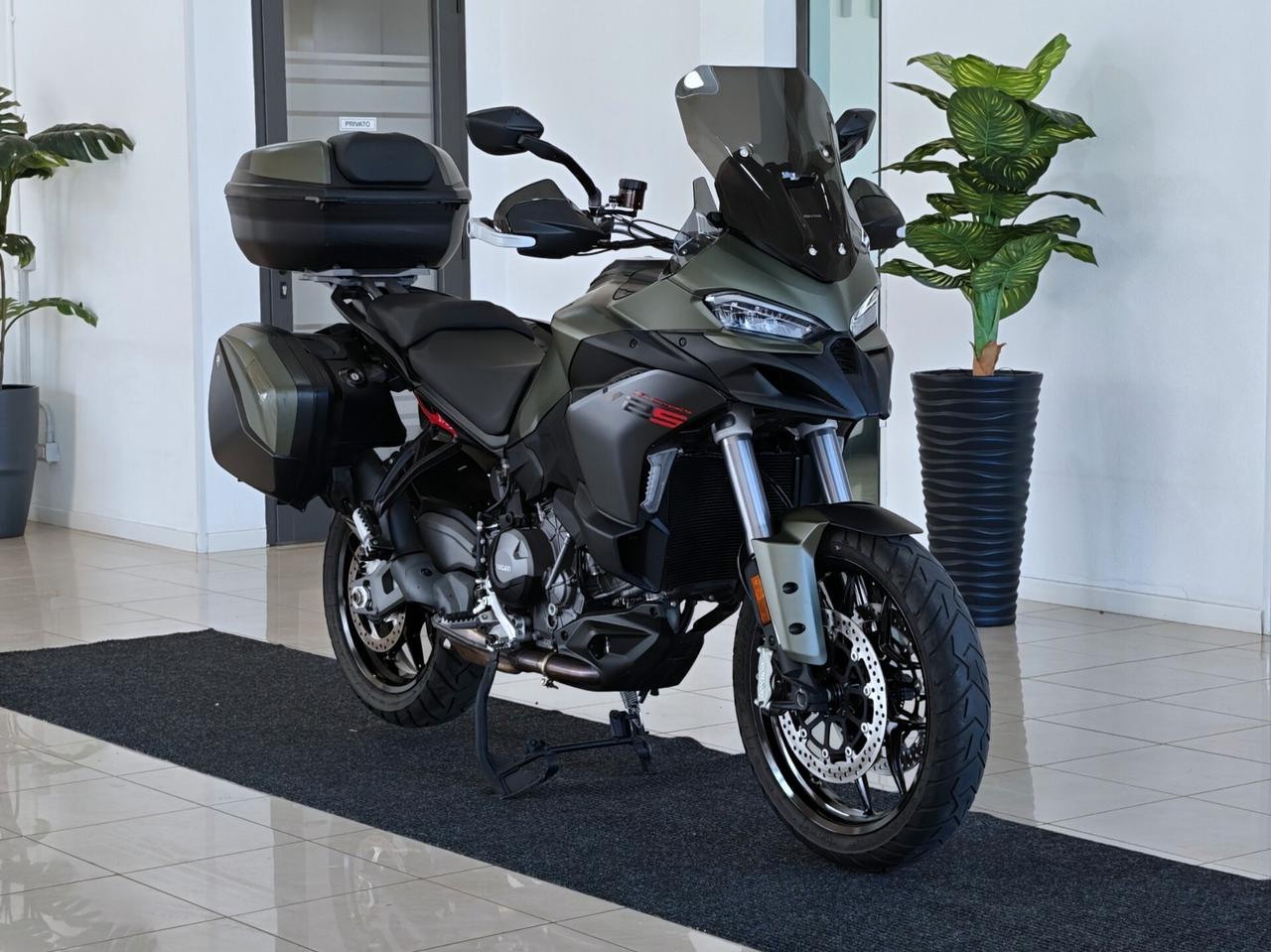 Ducati Multistrada V2 S Travel 2025