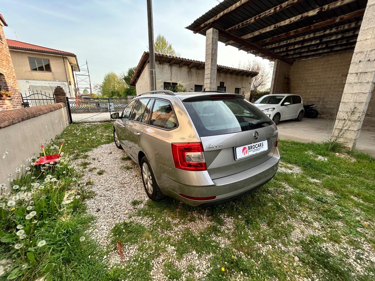 Skoda Octavia 1.6 TDI CR 115 CV DSG Wagon Executive