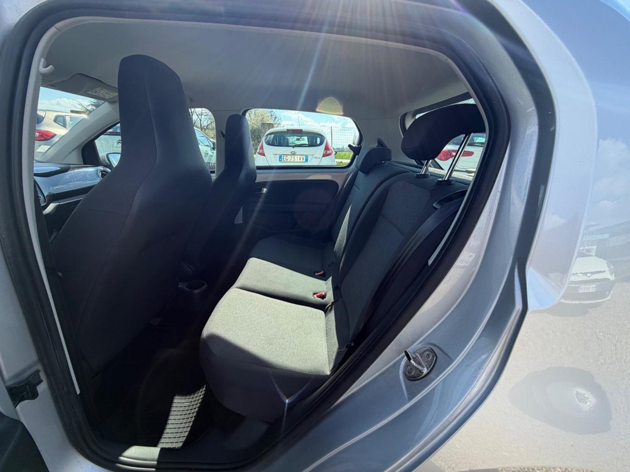 Volkswagen up! 1.0 5p. METANO