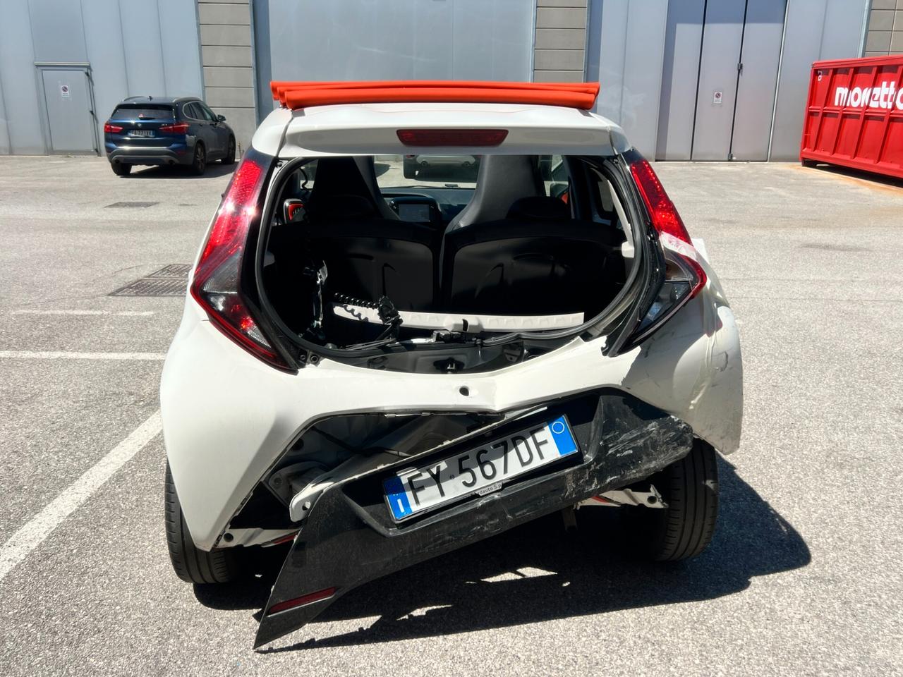 Toyota Aygo Connect 1.0 VVT-i 72 CV 5P. x-clusiv FULL