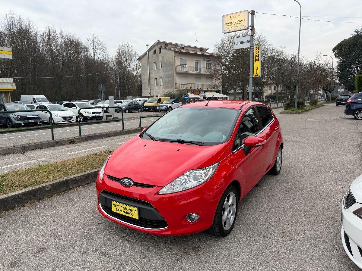 FORD - Fiesta - 1.6 TDCi 95CV 5p. cDPF Titanium