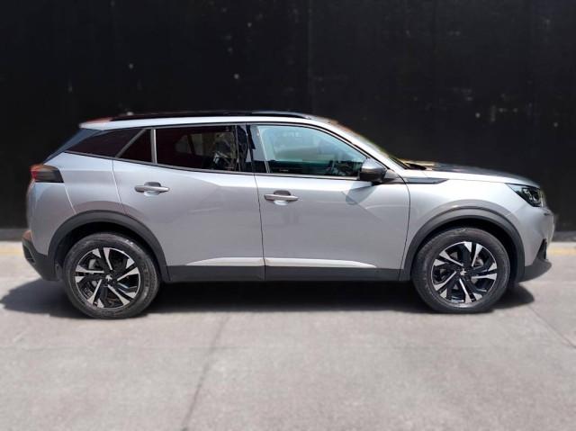 Peugeot 2008 2008 II 2020 1.5 bluehdi Allure Navi Pack 130cv