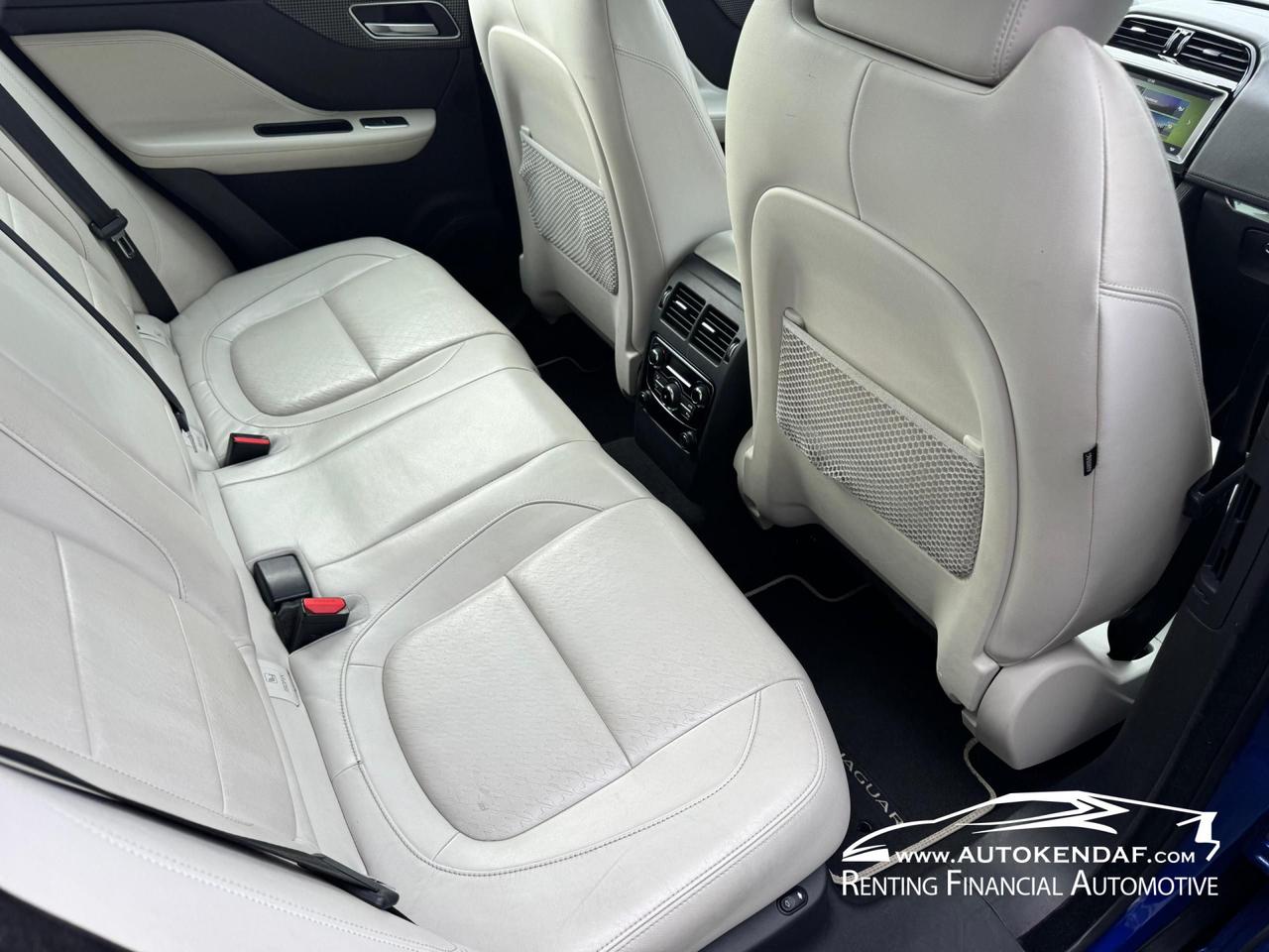 Jaguar F-Pace 3.0d V6 First edition awd 300cv auto