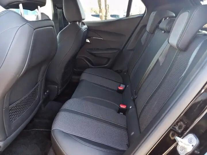 Peugeot 2008 PureTech 155 S&S EAT8 GT