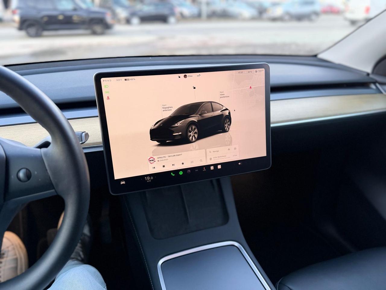 Tesla Model Y Maximum Range / Premium #9286