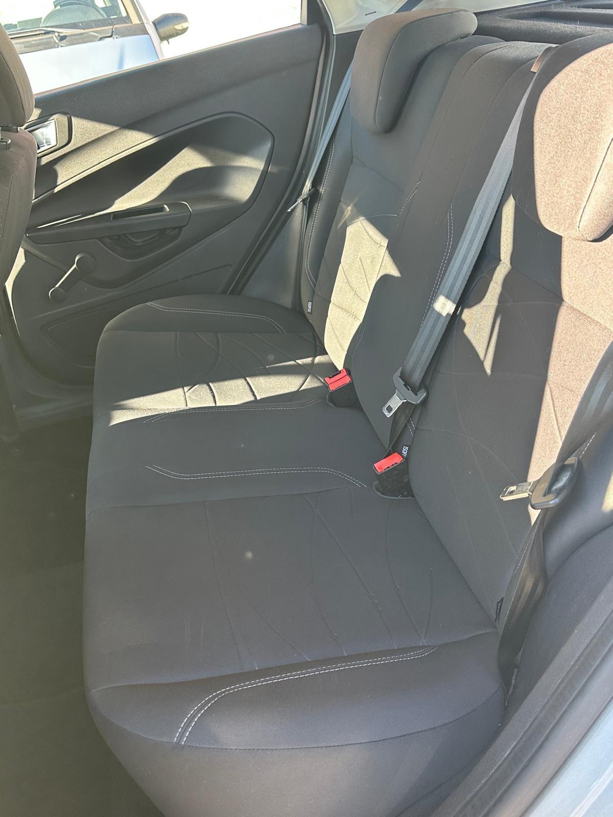 Ford Fiesta 1.5 TDCi 75CV 5 porte Titanium