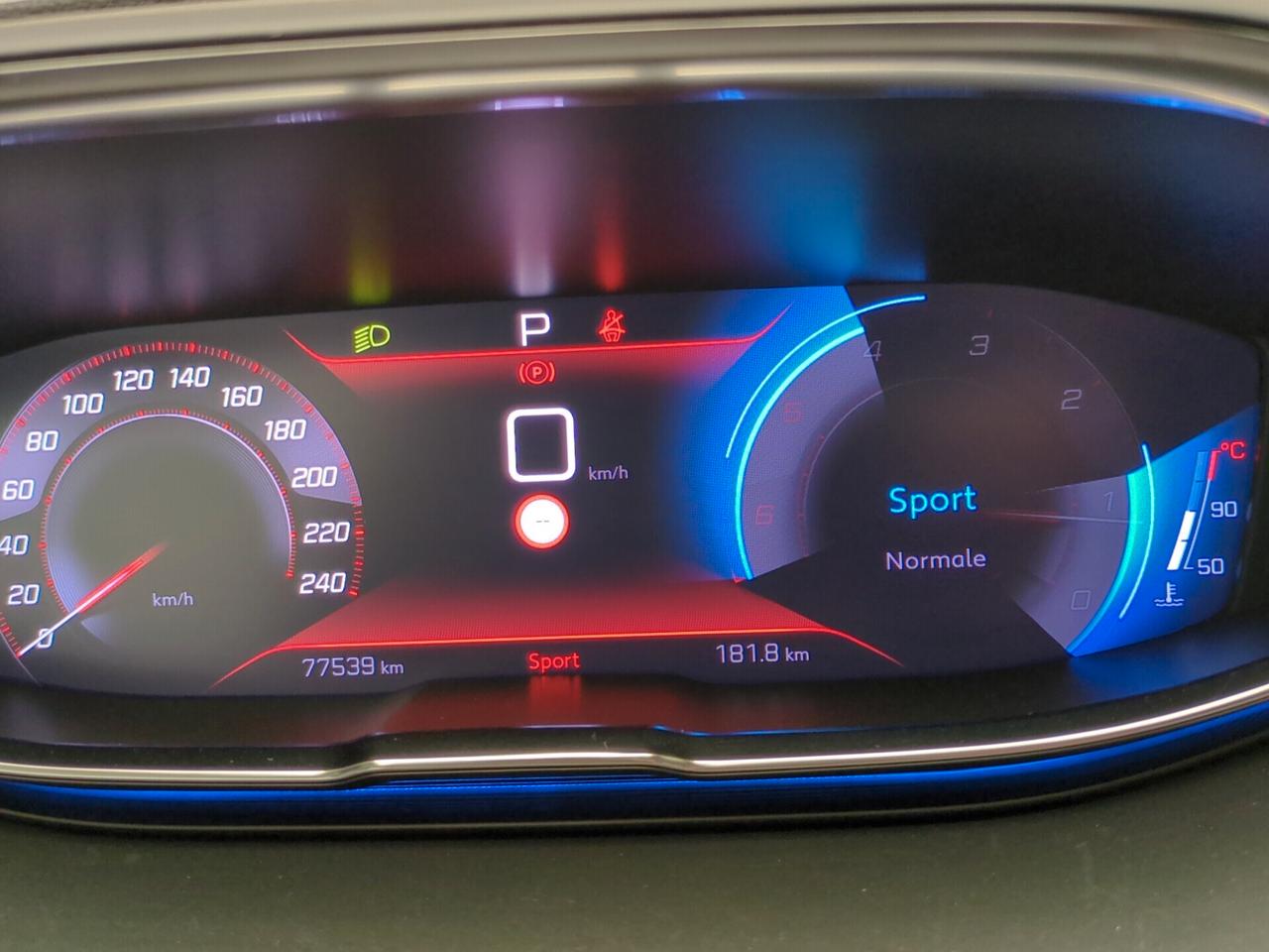 Peugeot 3008 BlueHDi 130 S&S EAT8 Allure