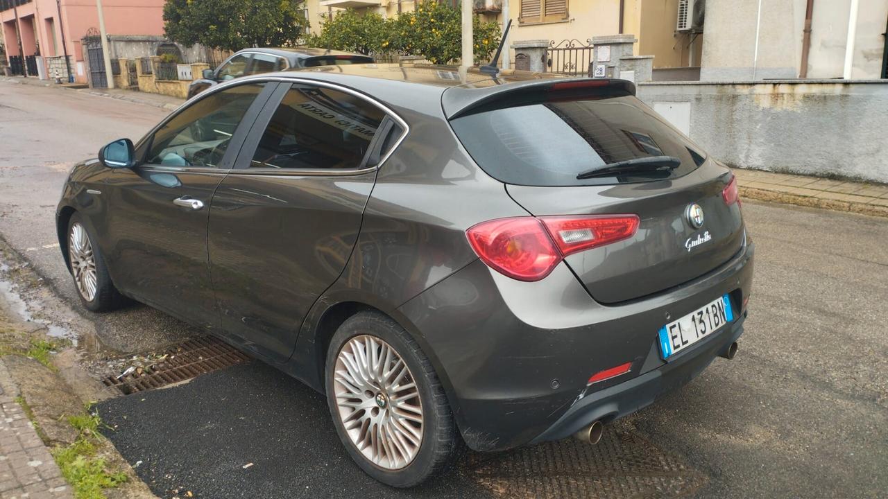 Alfa Romeo Giulietta 2.0 JTDm-2 170 CV Distinctive