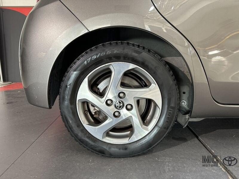 Toyota Yaris 1.5 Hybrid 5 porte Active