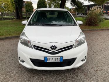 Toyota Yaris 1.0 5 porte Lounge