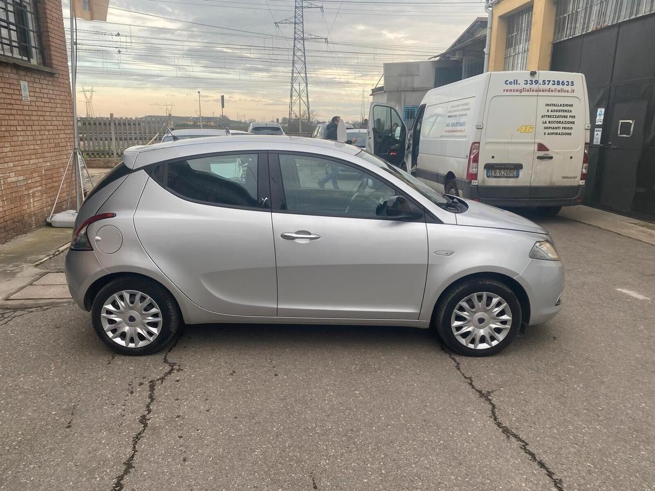 Lancia Ypsilon 69cv GPL Silver - 1 PROPRIETARIO - GARANZIA 12 MESI