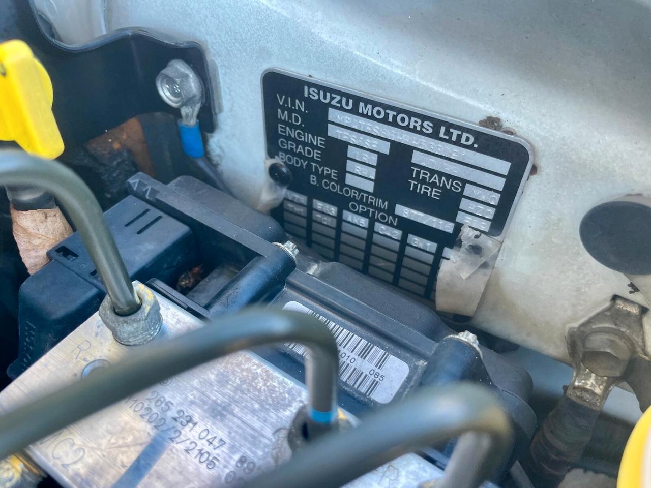 ISUZU D-MAX 2.5 TD CR SPACE L SUPER - 4X4