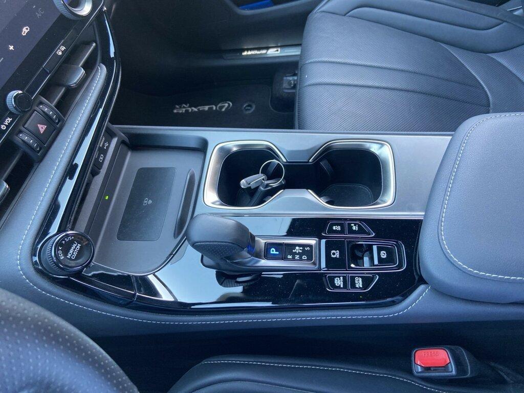 Lexus NX 2.5 Plug-in F-Sport 4WD e-CVT