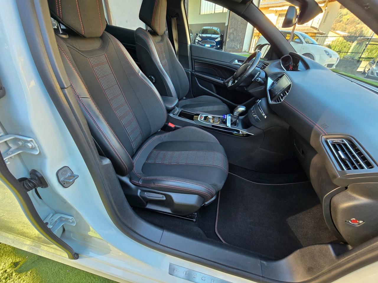 Peugeot 308 1.6HDI 120CV GT Line -2018