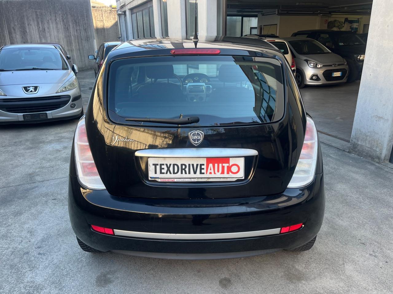 Lancia Ypsilon 1.3 MJT 75 CV Elle