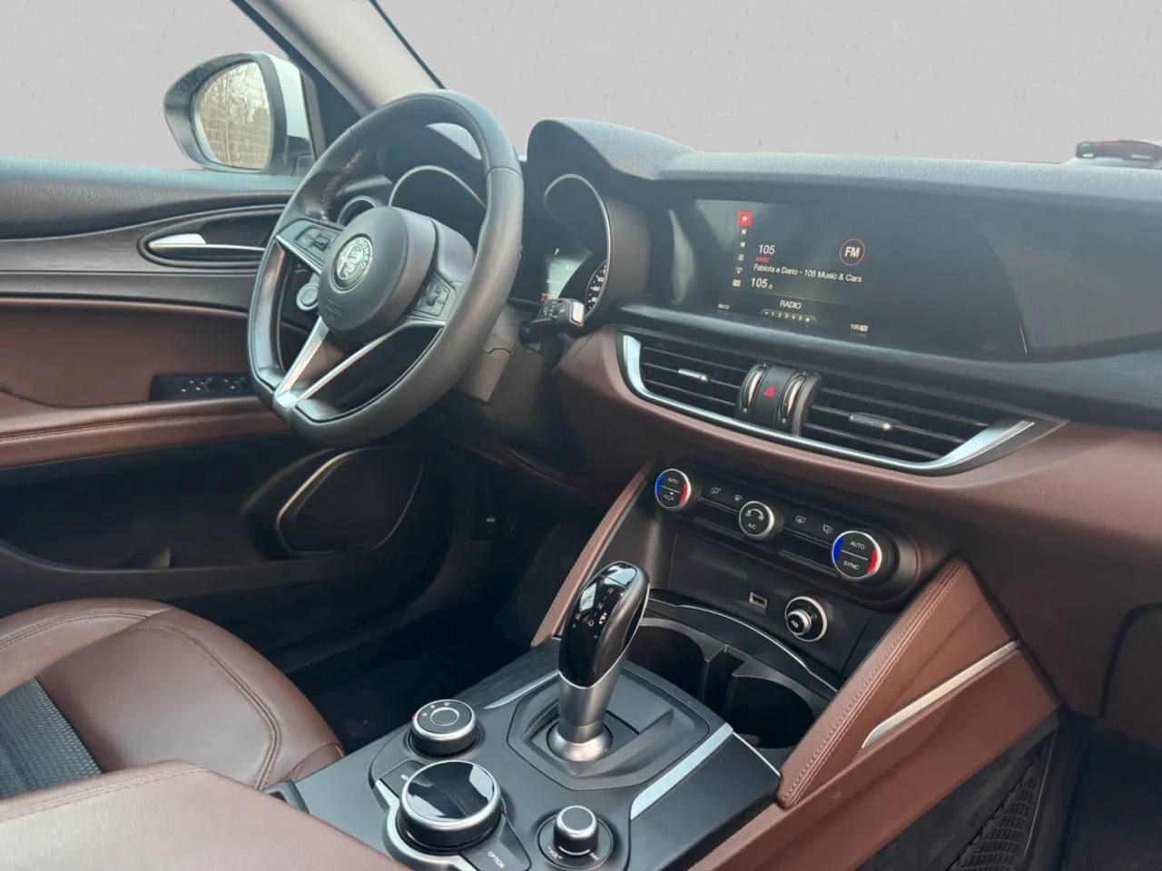 Alfa Romeo Stelvio 2.2 Turbodiesel 180 CV AT8 RWD Executive 03/2018