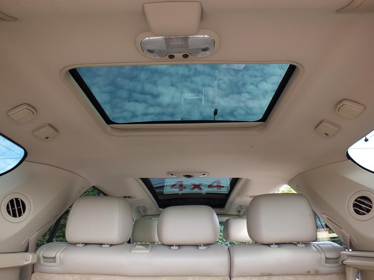 CADILLAC SRX 3.6 V6 AUTOM.4X4 7-POSTI