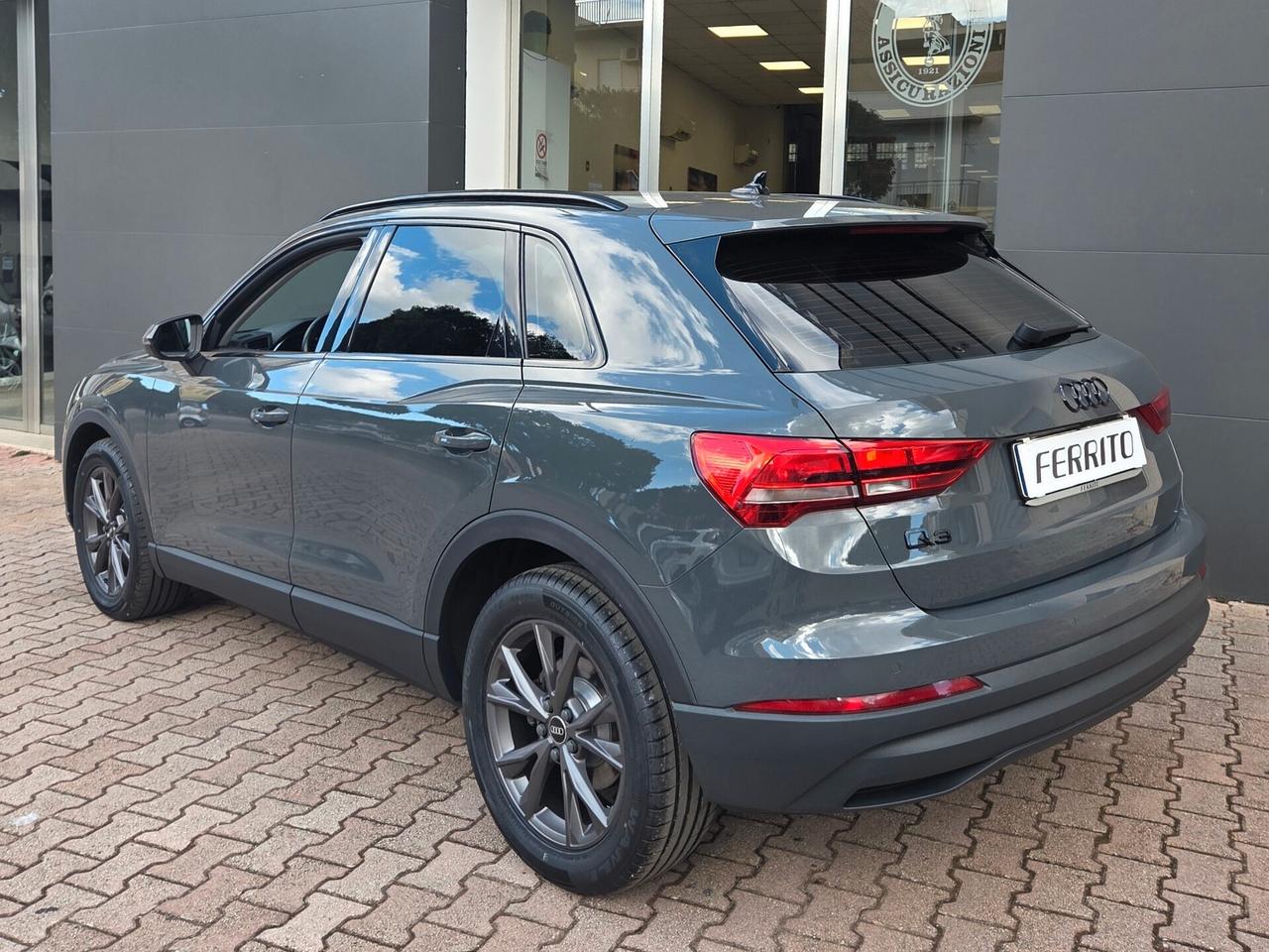 Audi Q3 35 TDI S tronic 150 cv Business