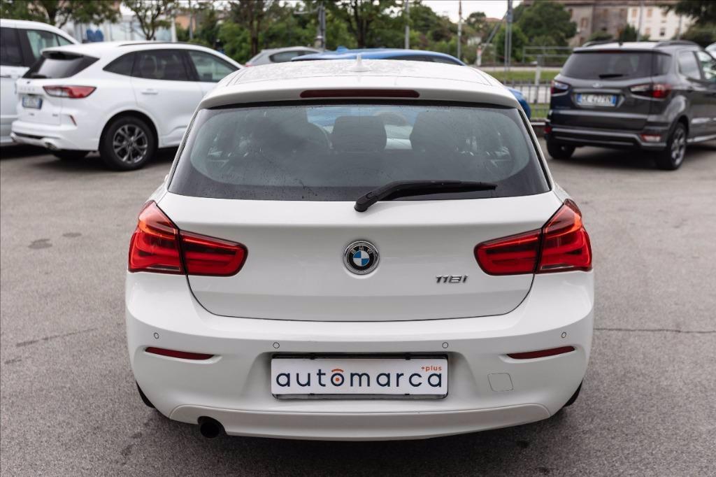 BMW 118i Advantage 5p auto del 2017