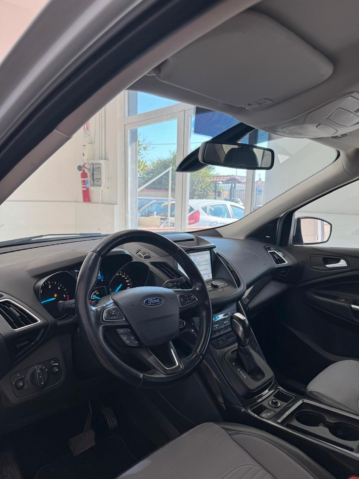 Ford Kuga 2.0 TDCI 150 CV S&S 4WD Titanium Powershift Business