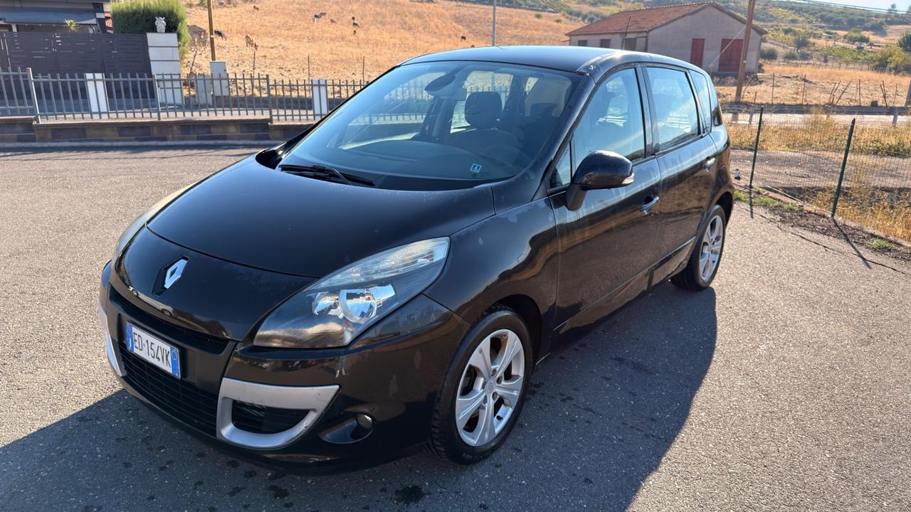Renault Scenic Scénic X-Mod 1.5 dCi 110CV Dynamique